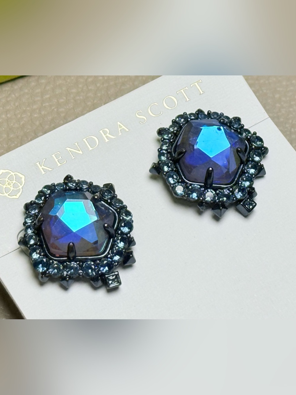Kendra Scott Abelia Navy Gunmetal Studs in Indigo Dichroic